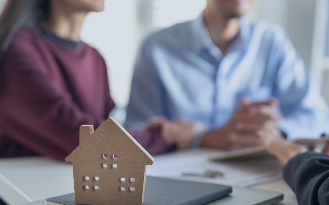 Estate Planning for Couples: The Pros and Cons of Joint vs. Separate Trusts