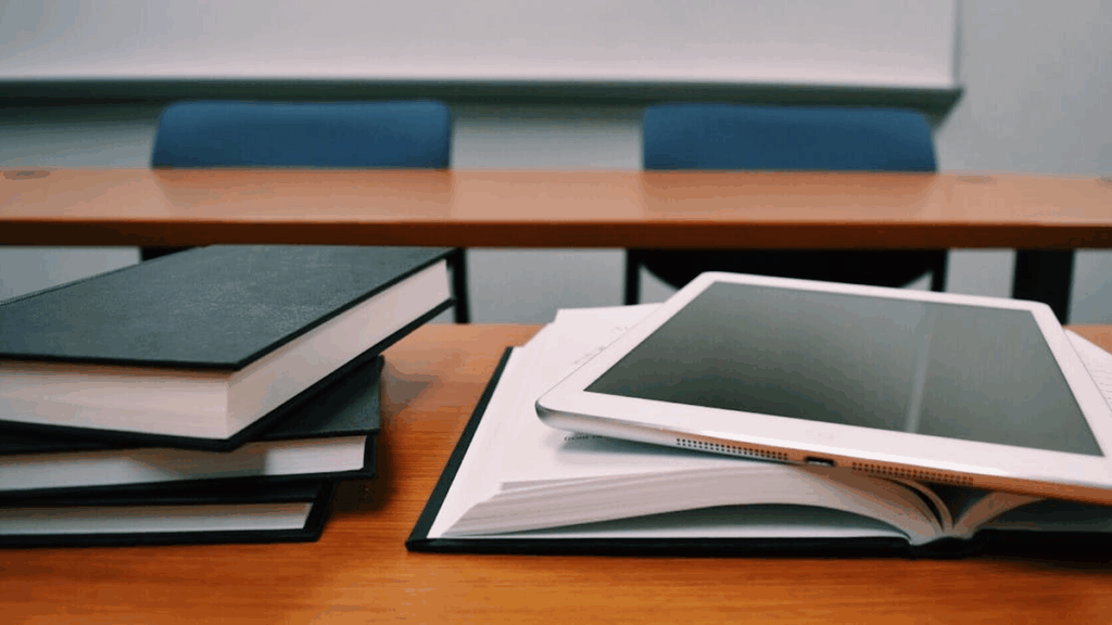 College Savings Maze: Tips for Parents