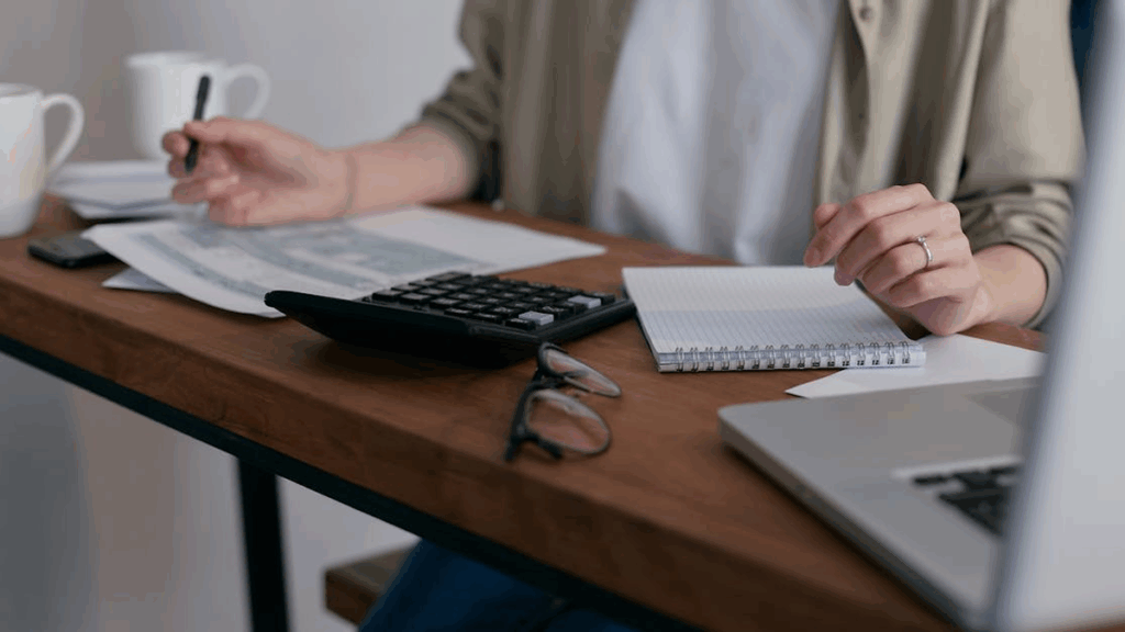 Keep Personal and Business Finances Distinct