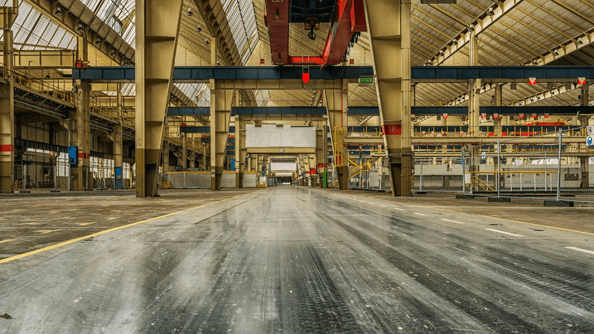 6 Manufacturing & Distribution Insights from Q4 2025 and What They Mean for You