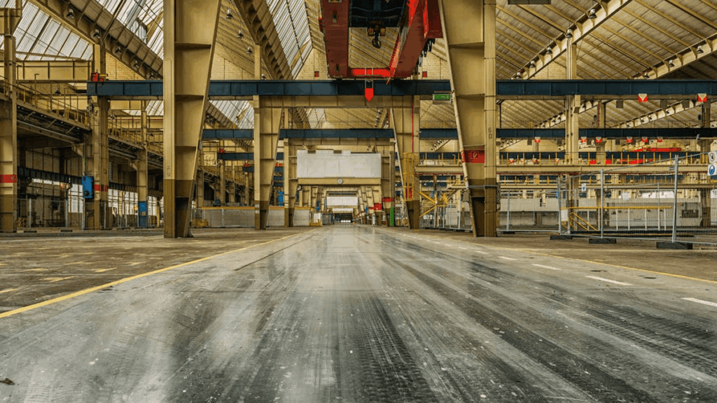 6 Manufacturing & Distribution Insights from Q4 2025 and What They Mean for You