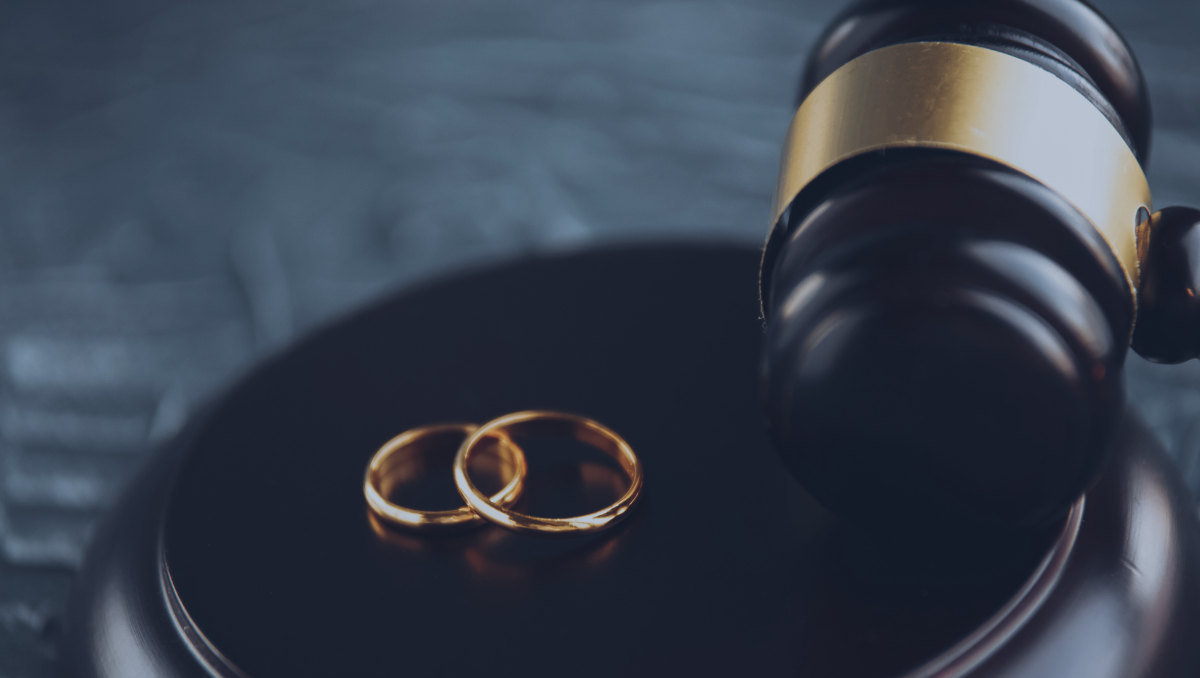 How Home Sales During Divorce Can Affect Your Federal Income Taxes