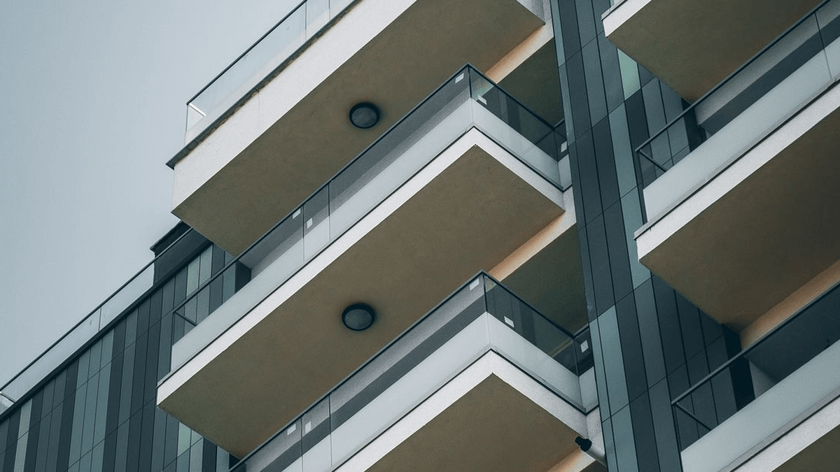 Selling Real Estate on the Installment Basis: Key Tax Benefits and Traps to Know