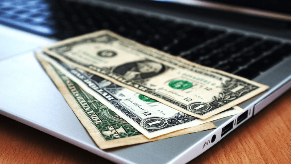 How much cash should your business actually keep?